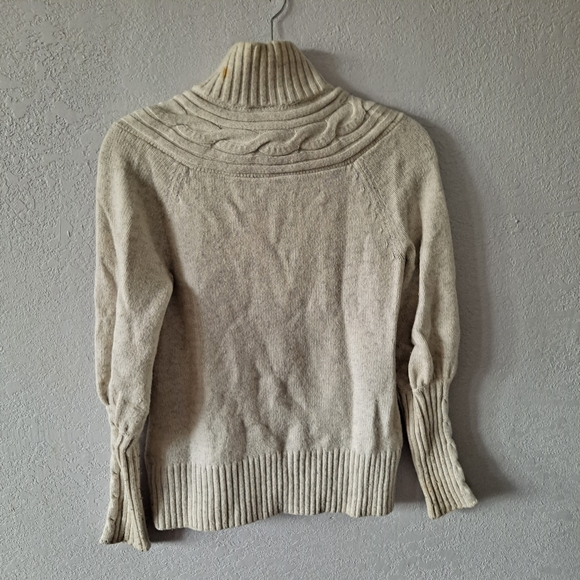 Colombia Pullover Ivory Sweater - Picture 6 of 7